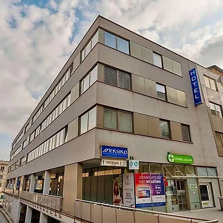 Meksiko Hotel Ljubljana